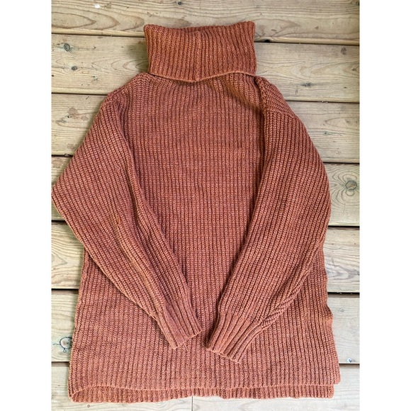 FREE PEOPLE turtleneck ribbed knit oversized rust/burnt orange sweater small - Picture 5 of 11